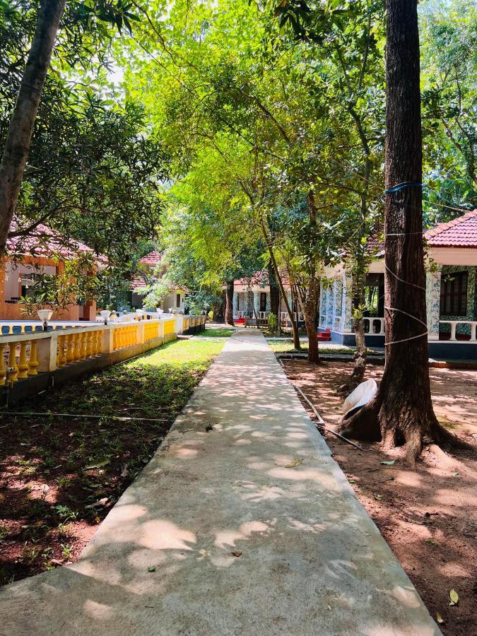 Surya Eco And Wedding Resort Thrissur Екстер'єр фото