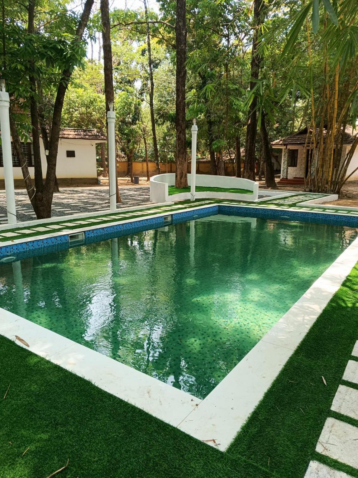 Surya Eco And Wedding Resort Thrissur Екстер'єр фото